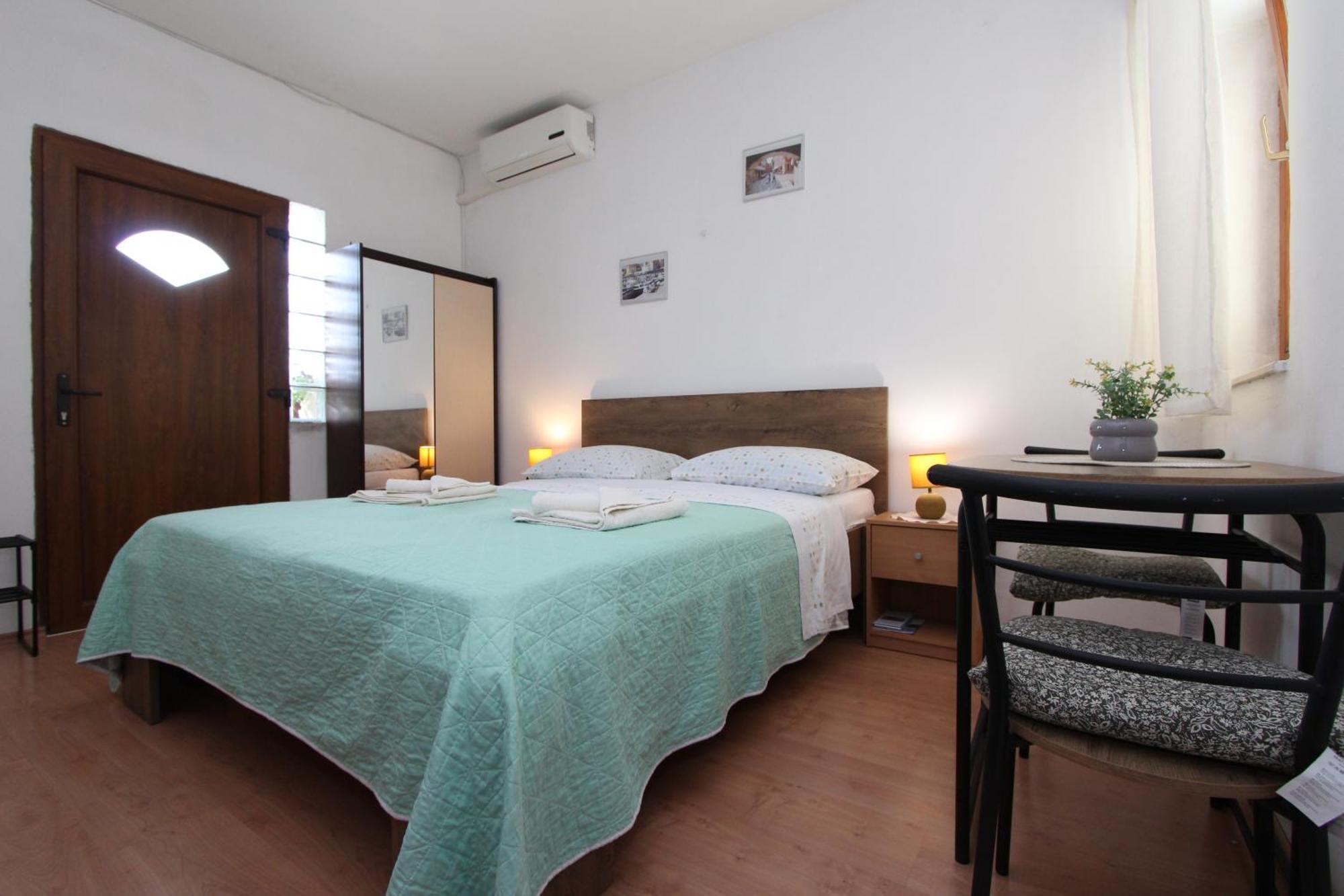 Apartments Antolovic 로비니 외부 사진