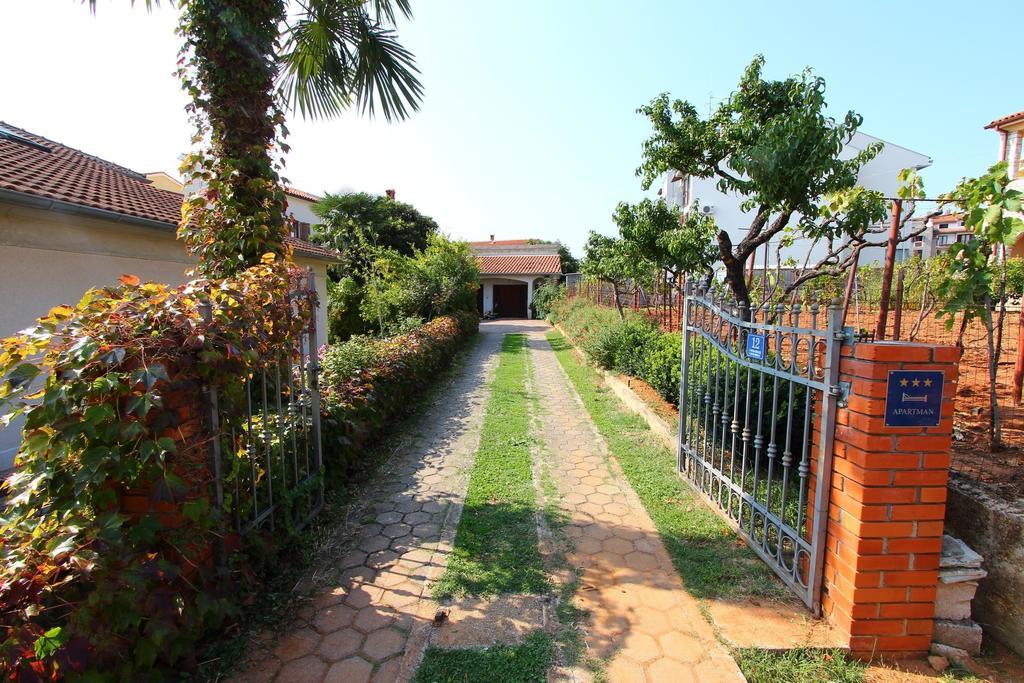 Apartments Antolovic 로비니 외부 사진